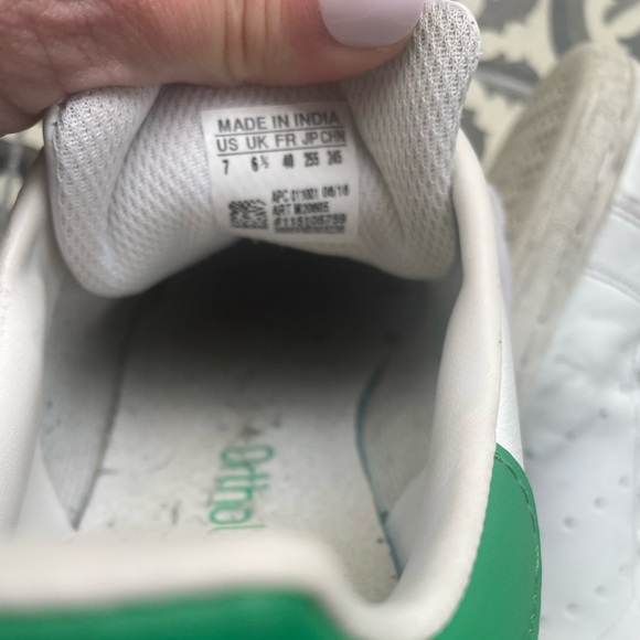 Adidas Stan Smith Sneakers - Picture 2 of 6